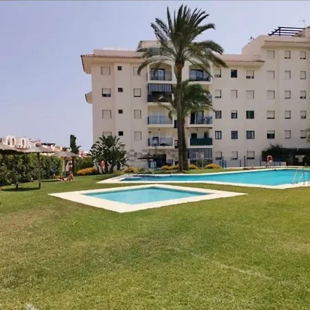 Las Brisas- *